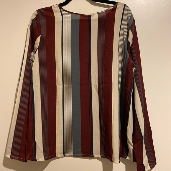 SHEIN blouse - Picture 4 of 4